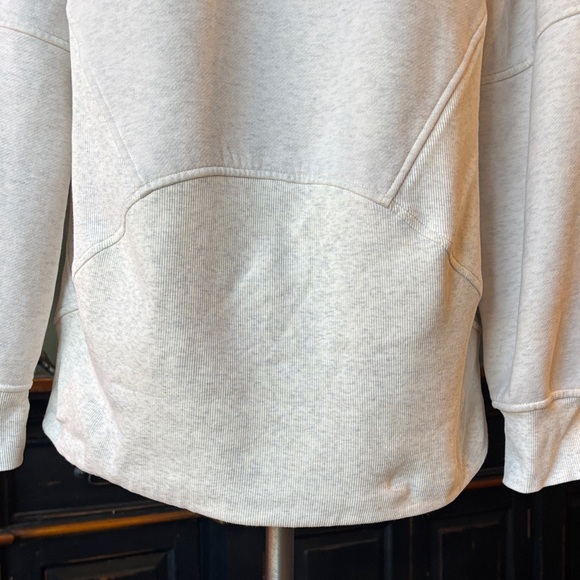 Lulu lemon Scuba cream pullover - Picture 10 of 16